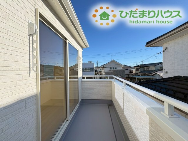 深谷市上柴町西第5　新築一戸建て　リーブルガーデン　01のバルコニー