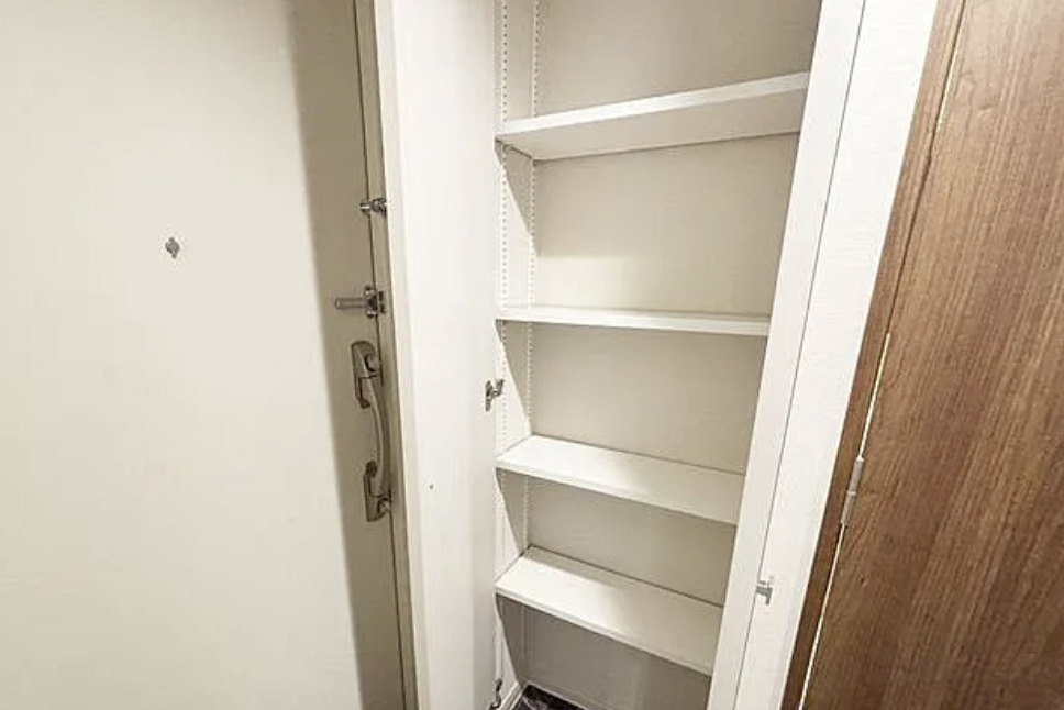 ウェルスクエアイズム下北沢EASTの収納