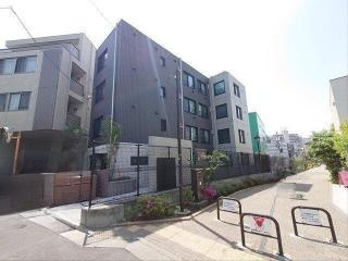 ウェルスクエアイズム下北沢EASTの外観