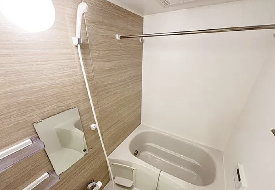 ウェルスクエアイズム下北沢EASTの浴室