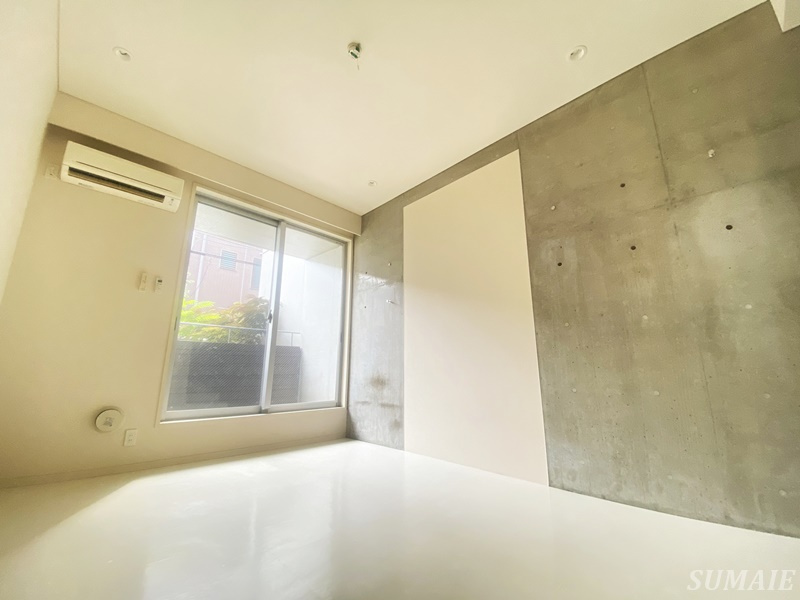 ラ・クローネの居間・リビング|コンクリート造☆遮音性高いお部屋☆