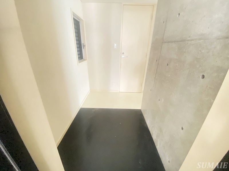 ラ・クローネの玄関|落ち着いた玄関です