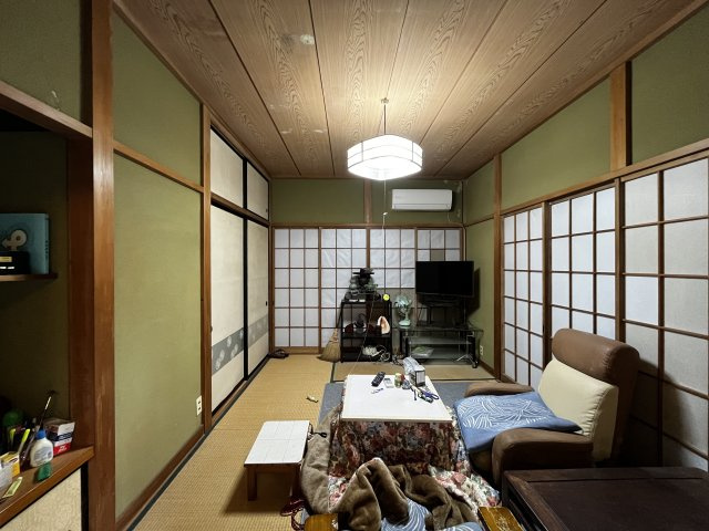 伊豆の国市　小松ケ原別荘地の和室