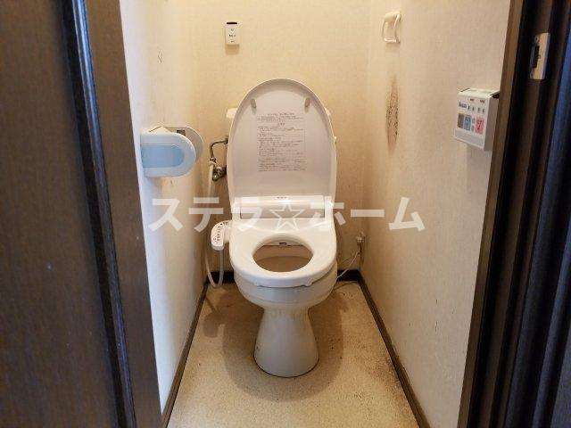 赤川3 中古戸建のトイレ|シンプルで使いやすいトイレです