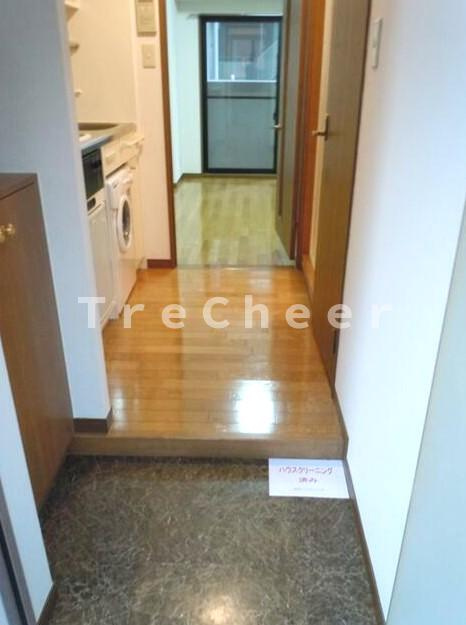 カテリーナ千駄木の玄関