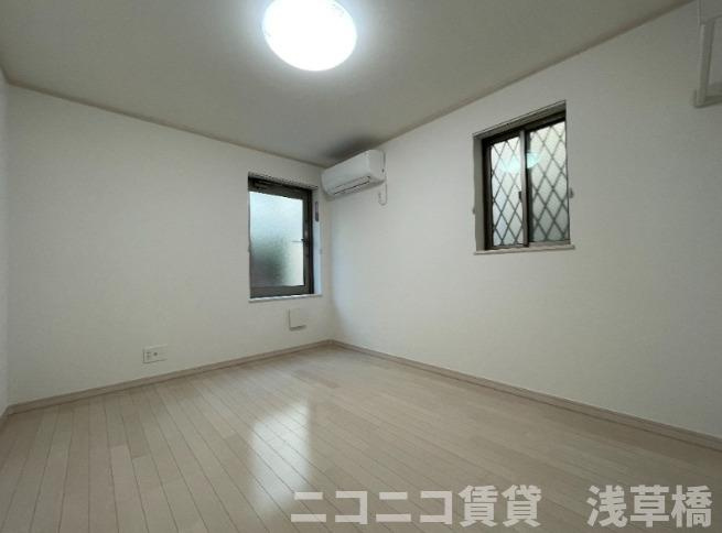 リヴィン南千住のバルコニー