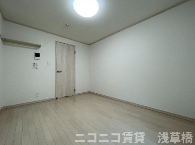 リヴィン南千住の洋室