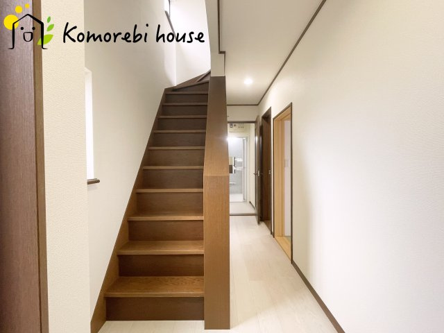 さいたま市西区三橋6丁目　中古一戸建ての玄関