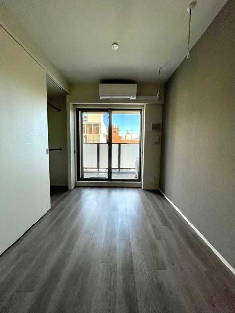 レジディア門前仲町プレイスの洋室