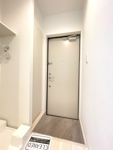 スカイヒルズ春日部の玄関|※写真は別室になります。