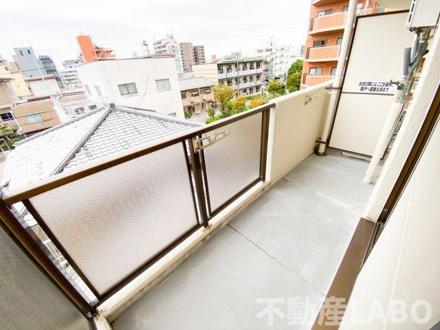 メゾンベェルレーヌのバルコニー