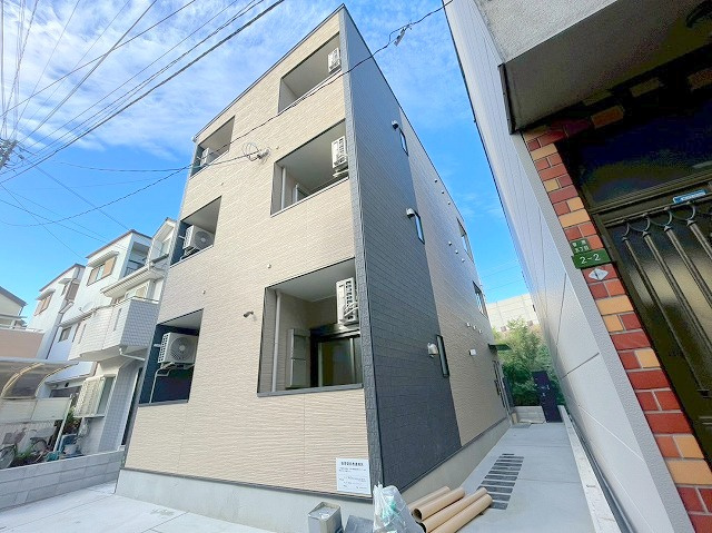 フェリスカーサ・ミオトーヤの外観