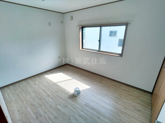 【洋室】 | 比企郡滑川町月の輪１丁目 | 2階南側（中央）6.0帖洋室　趣味のお部屋にいかがでしょうか