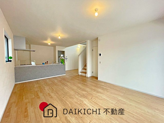 【居間・リビング】 | 北本市中丸12期　KEIAI GRACE　新築戸建　全3棟　3号棟