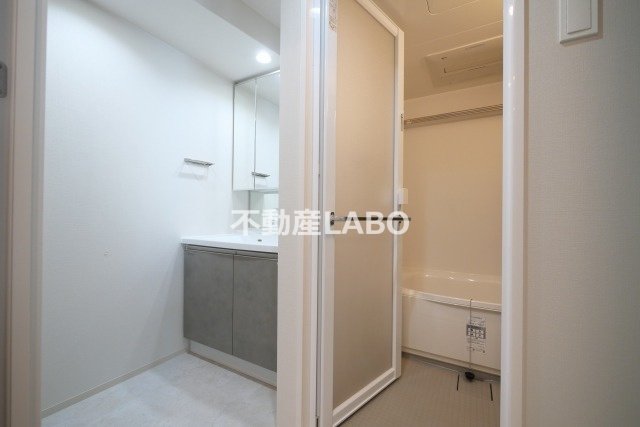 アーバネックス天満橋Frontの洗面所