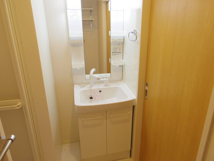 アクアマリンの独立洗面台|洗髪洗面化粧台