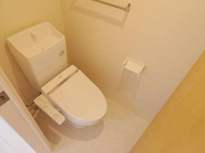 アクアマリンのトイレ|温水洗浄暖房便座