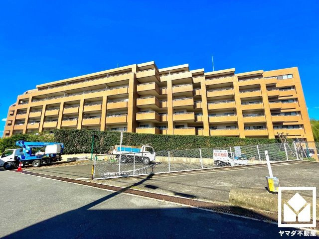 グローバル宇治木幡の外観