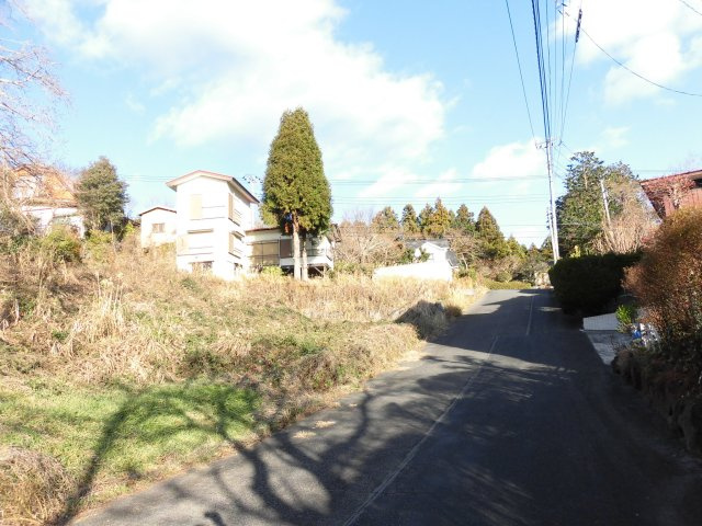 大室高原別荘地(シャボテン)の前面道路含む現地写真