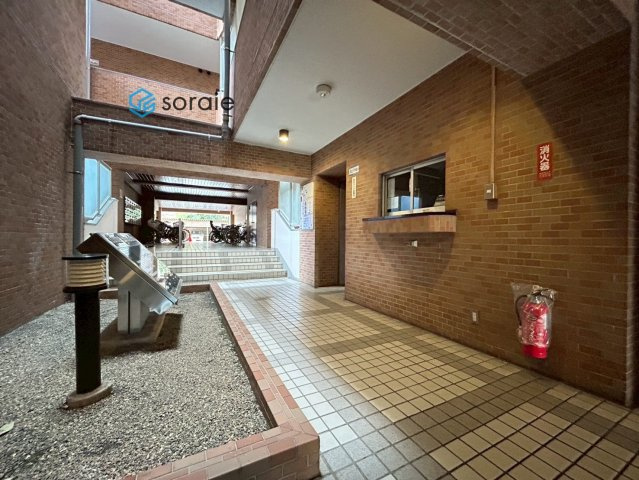 ライオンズマンション本川越第3のエントランス|令和7年12月19日撮影。