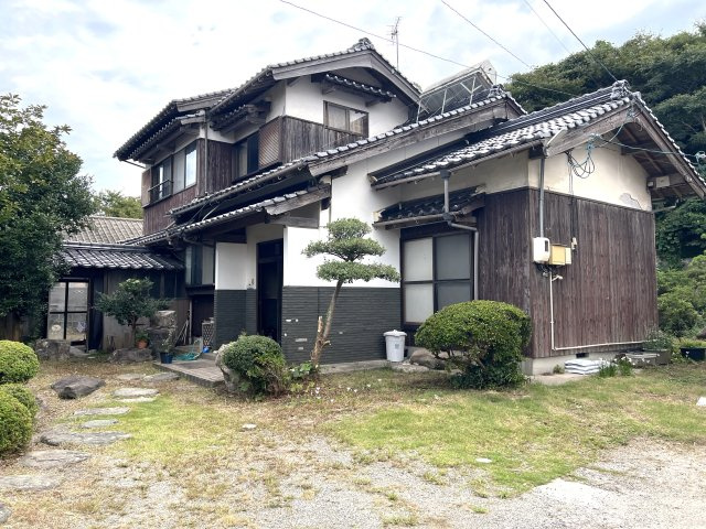 大山町御来屋　中古住宅（離れ付）