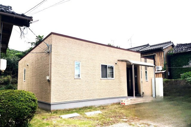 大山町御来屋　中古住宅（離れ付）の外観|平屋離れ