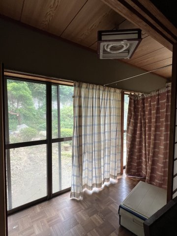 大山町御来屋　中古住宅（離れ付）のその他|縁側