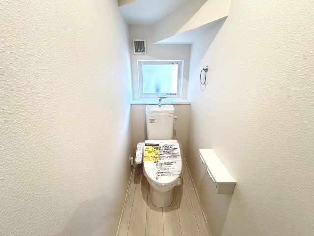 ファーストタウン　一宮市第1伝法寺　全2区画分譲のトイレ|汚れにくくお手入れし易い便器を採用しています。
