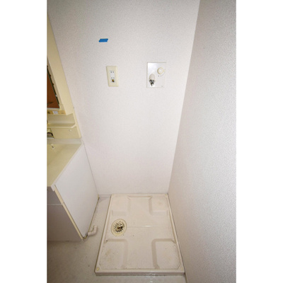  | Gramercy Shirakawa Koen