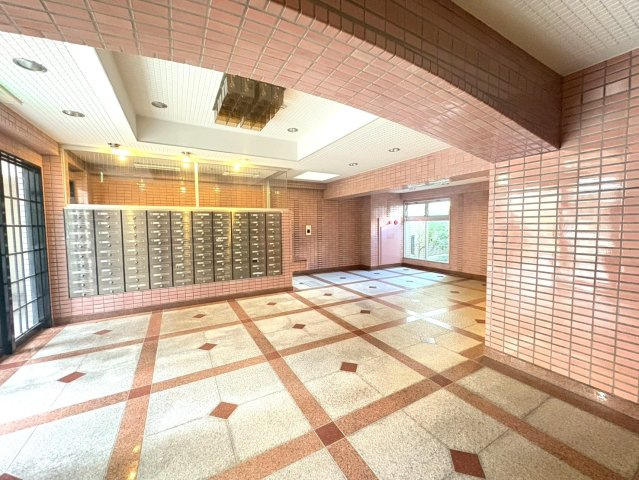 ◆２０２５年７月リフォーム完了◆高層階南向き◆陽当たり・通風・眺望良好◆グランドメゾン浜大津のエントランス|エントランス