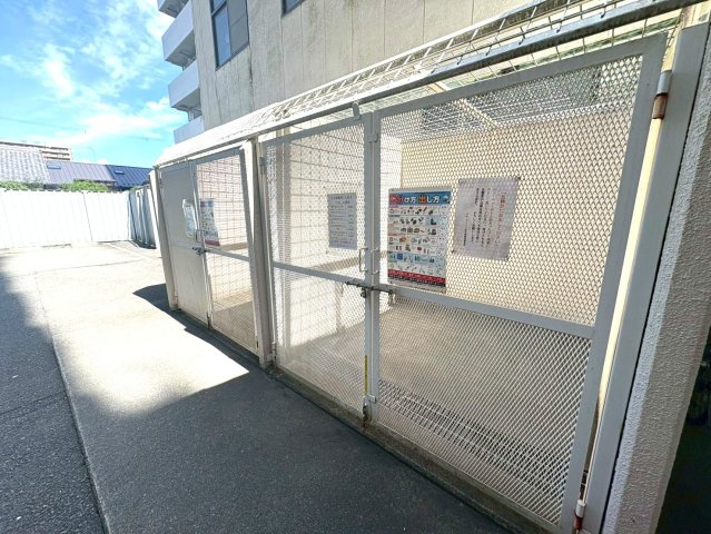 ◆２０２５年７月リフォーム完了◆高層階南向き◆陽当たり・通風・眺望良好◆グランドメゾン浜大津のその他共用部分|ゴミ置き場