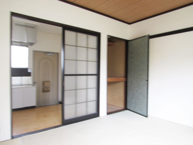 ファミール仁川Ⅰの和室|明るい和室です