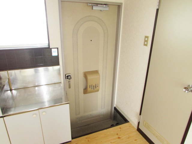 ファミール仁川Ⅰの玄関|玄関です