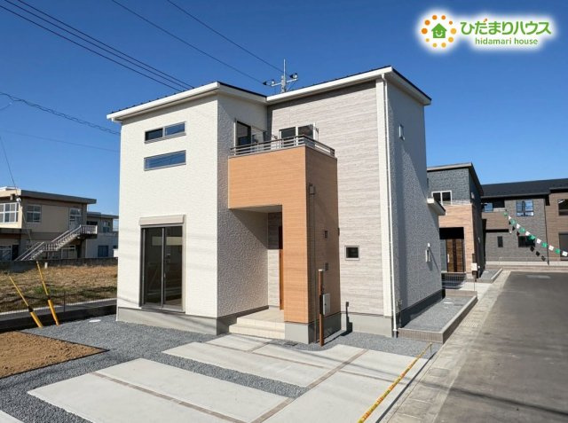本庄市小島6丁目　新築一戸建て　22の外観|堂々とした佇まいの外観デザインですね♪