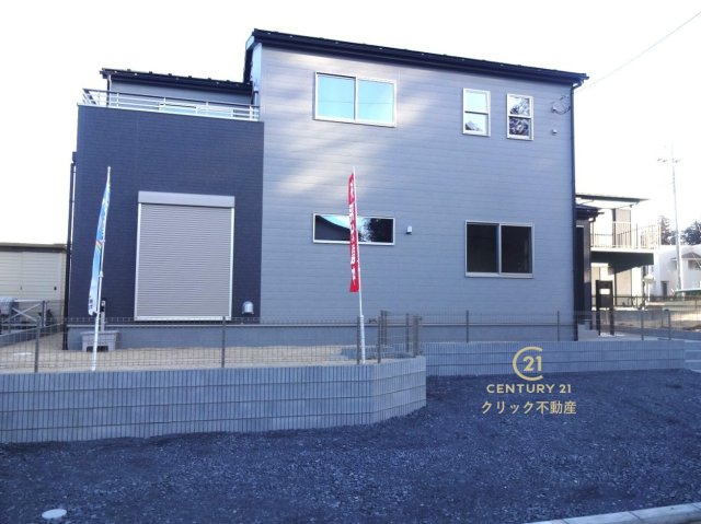 リーブルガーデン 　小美玉市清風台団地　第6　限定1棟！の駐車場|新築戸建てを購入する際、庭付き、駐車場付きは大変魅力的です。十分な駐車スペースがあれば、ご家族様それぞれが車をご所有の場合や来客の際も安心です。