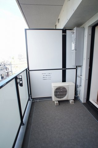 プライムメゾン早稲田通りのバルコニー