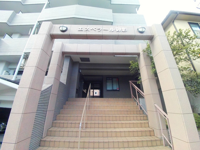 エスペラール御影のエントランス
