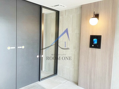 HY’ｓ綾瀬Ⅱのエントランス