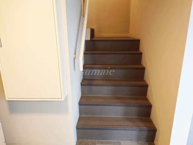 Ｂｏｌｅｒｏ十条のその他共用部分|階段です☆