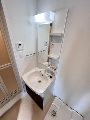 大阪市都島区大東町２丁目のアパートの洗面所