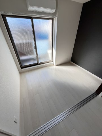 大阪市都島区大東町２丁目のアパートの寝室