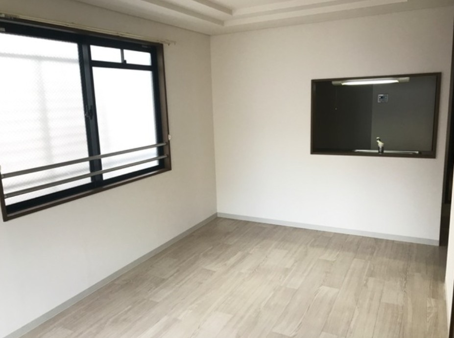 キャッスルアネックスの居間・リビング