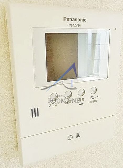 リヴシティ横濱宮元町のセキュリティ|モニター付きインターホンです。
