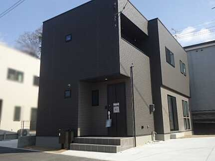 呉市宮原2丁目　新築一戸建て(全2棟)の前面道路含む現地写真