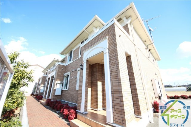 リヴィエール西河原の外観