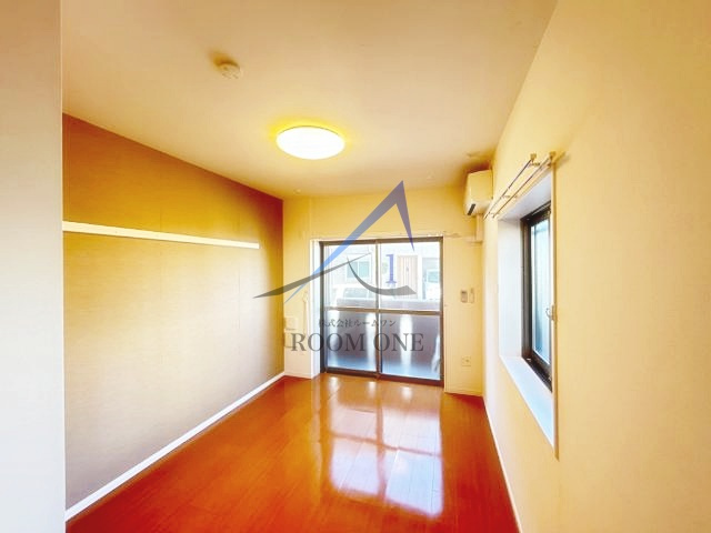 ＣＯＴＹの居間・リビング|洋室のお部屋です。