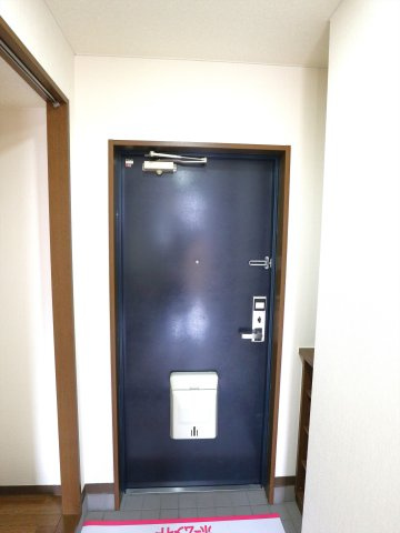 サンパティオ幸本 Ⅱの玄関