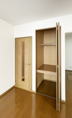 ルミナス山城　B棟の収納