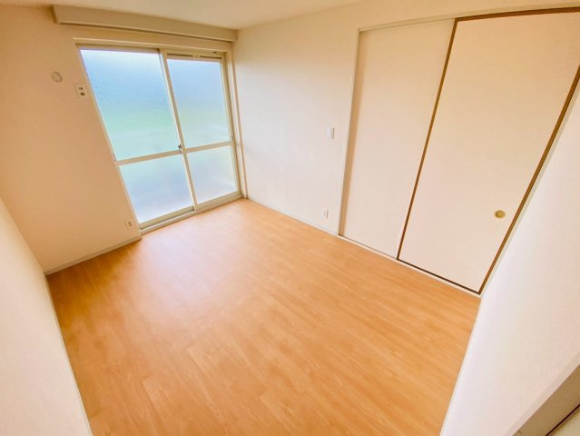 【寝室】 | 洋室①☆