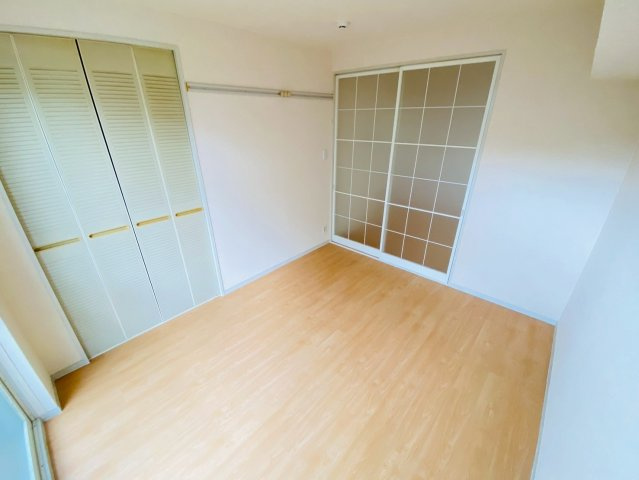 【設備】 | 洋室②☆